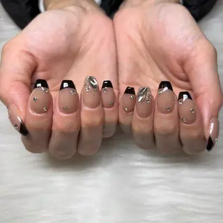 ネイル 𝑗𝑢𝑛𝑛𝑎 𝑛𝑎𝑖𝑙のネイルデザイン