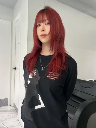 ロング カラー Risa／盛れる レイヤー／カラー特化のヘアスタイル