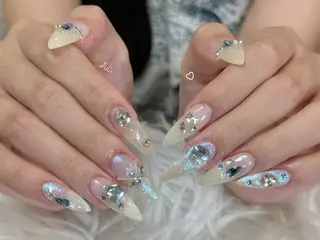 ネイル Julli NailStudioのネイルデザイン