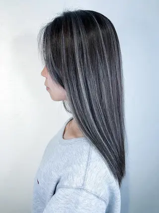 ロング カラー ヘアアレンジ VIM hairおもろまち店のヘアスタイル