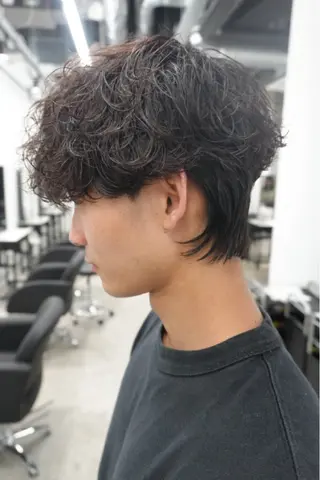 ショート パーマ メンズ 湖城 恵吾のヘアスタイル