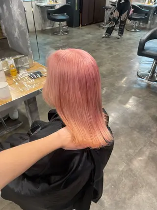 ショート カラー ハイトーン 横浜💞ミオのヘアスタイル