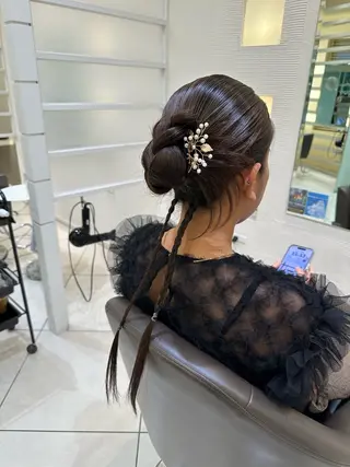 ロング カラー ヘアアレンジ タイトボブ個性派カラ ーAKANEのヘアスタイル
