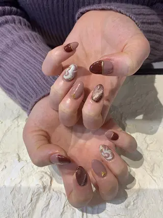 ネイル マキノ ユイのネイルデザイン