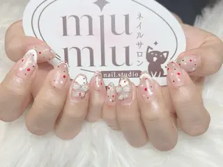 ミディアム yu naのネイルデザイン
