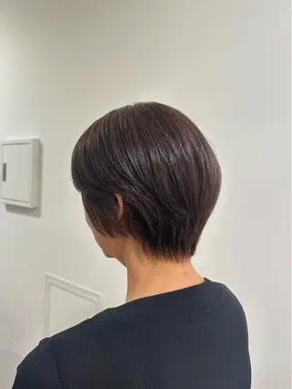 ショート こがねざわみさき 🦭透明感カラーのヘアスタイル