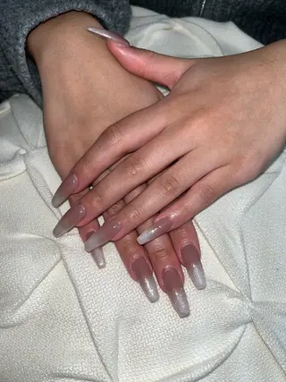 ネイル nail.salon .Reversalのネイルデザイン