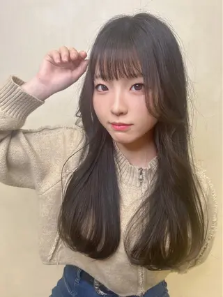 ロング カラー 平田 一成のヘアスタイル