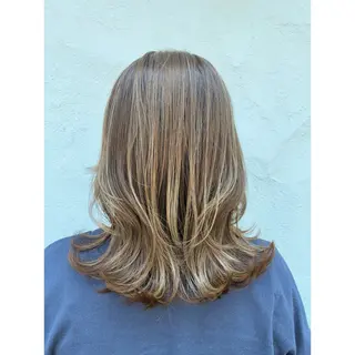 セミロング カラー 🪞Kana｜透明感 カラー × 髪質改善のヘアスタイル