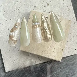 ネイル Ray. ちゅるん系ニュアンスのエステ・リラクイメージ