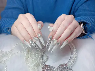 カラー RUBY NAIL SPAのネイルデザイン