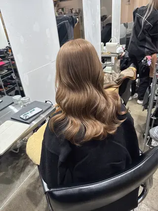 セミロング カラー 新宿 似合わせカラー HINAのヘアスタイル