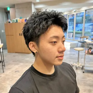ショート パーマ メンズ 🔥メンズカラー🔥 セヤシュウヘイのヘアスタイル