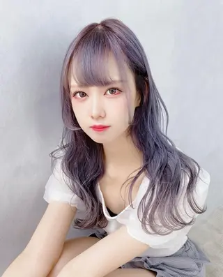 ミディアム カラー ヘアアレンジ 🧸ブリーチ特化/前 髪/しょうじりか🎀のヘアスタイル