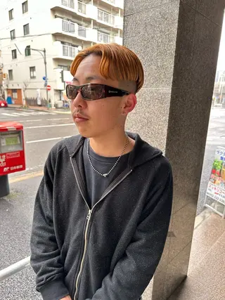 ミディアム カラー メンズ 俵 知広のヘアスタイル