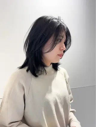 ミディアム カラー パーマ ヘアアレンジ メンズ 切りっぱなしヘアボブ ミディアムヘアRYOのヘアスタイル