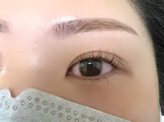 マツエク・マツパ アイブロウ Emiy BeautyLushのマツエク・マツパデザイン