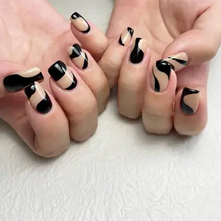 ネイル 🐈⬛ Minamiのネイルデザイン