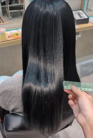 カラー ロング 田端みおと🐱 SoZoBridgeのヘアスタイル