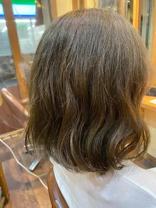 ミディアム カラー パーマ ヘアアレンジ メンズ キッズ ネイル マツエク・マツパ 🌈髪質改善・美髪矯 正・平野瀬乃🌈のヘアスタイル