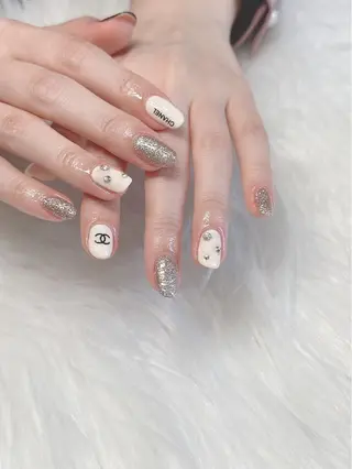 ネイル nail&eye Ariesのネイルデザイン