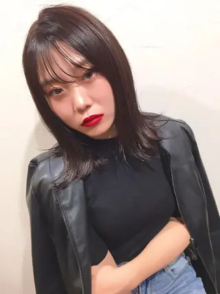 ミディアム カラー ヘアアレンジ As hair所属・柔らか垢抜けｶﾗｰと ｶｯﾄ🫧ASUKAのヘアスタイル