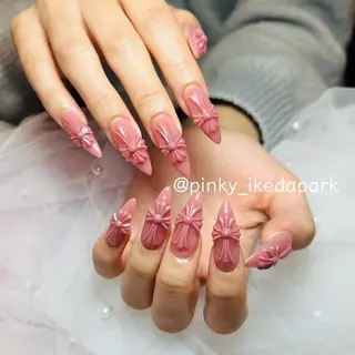 ネイル ピンキー 池田公園店のネイルデザイン