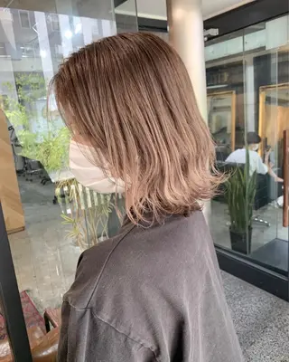 ミディアム カラー 西村あきや トレンド韓国ヘアのヘアスタイル