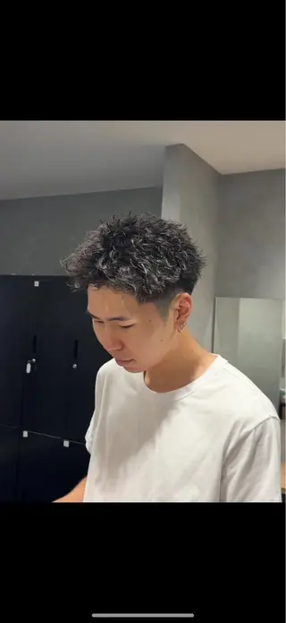 ショート パーマ メンズ メンズパーマ特化 美容師kouyaのヘアスタイル