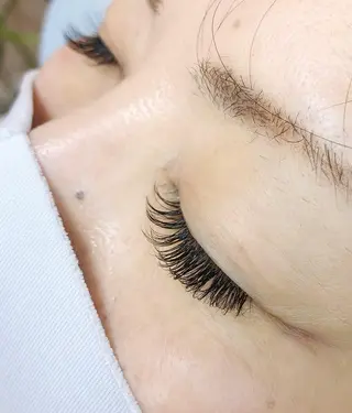 マツエク・マツパ glitter所属・田中 のりこのマツエク・マツパデザイン