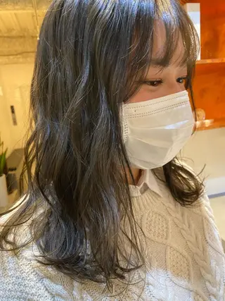 セミロング カラー 砂原 ひよりのヘアスタイル