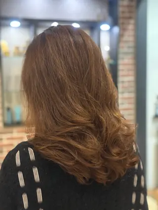 パーマ 瀧尾 祐季のヘアスタイル