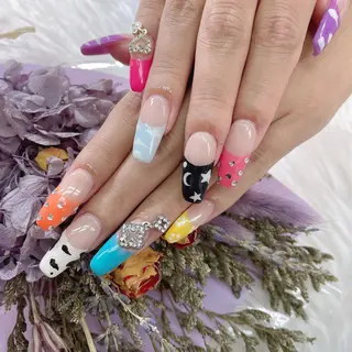 ネイル 🦋ネイルサロン ブラン🌈ゆりのネイルデザイン