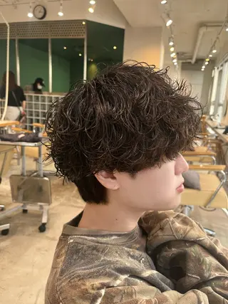 ショート パーマ メンズ センターパート職人 柏/メンズ/ ハルキのヘアスタイル