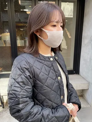 ミディアム カラー 🩰オリーブ/ ベージュ松本咲花🩰のヘアスタイル