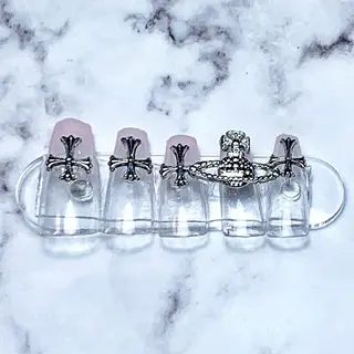 ネイル ☁️Yun nail Rin☁️のネイルデザイン