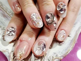ミディアム ネイル mamo nailのネイルデザイン