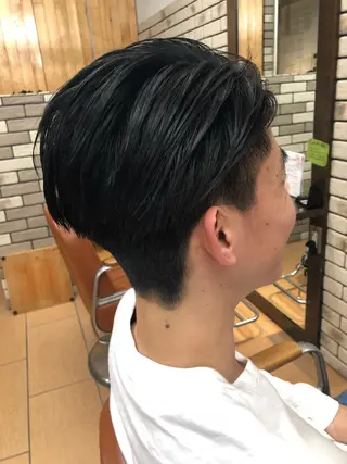 ショート 女性に人気♪ はやしほのかのヘアスタイル