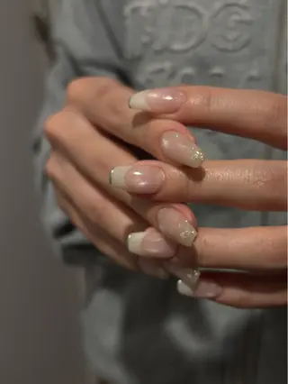 ネイル Manon Tomiのネイルデザイン