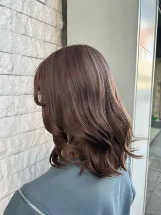 ミディアム 川﨑 真歩のヘアスタイル