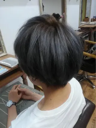 ショート カラー yui .のヘアスタイル