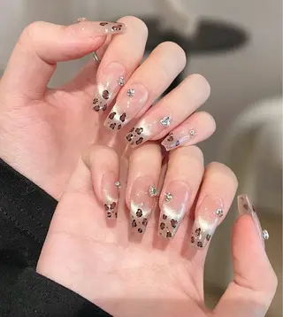 ネイル Yuri ユリのネイルデザイン