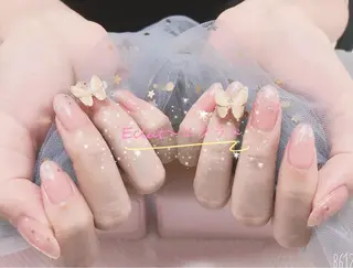 ネイル ネイルサロンエクラ 🫧Shizukaのネイルデザイン
