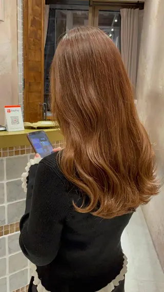 ロング ブリーチなし 透明感カラー/艶髪のヘアスタイル