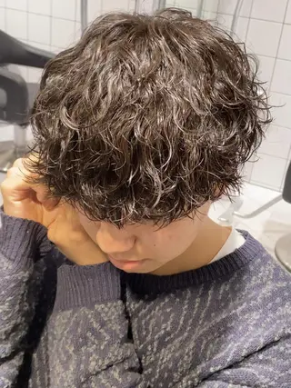 メンズ 🔥大人の色気パーマ メンズヘア特化🔥のヘアスタイル