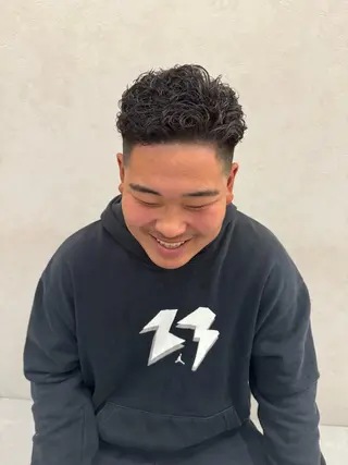 ショート パーマ メンズ AKI 🐉のヘアスタイル