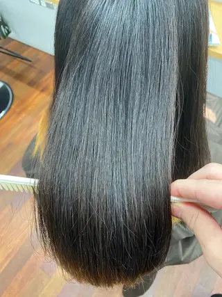 ロング 岡本 智次のヘアスタイル