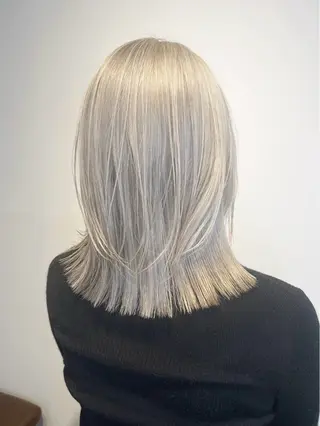 ミディアム 🧤ル ウ🧤のヘアスタイル