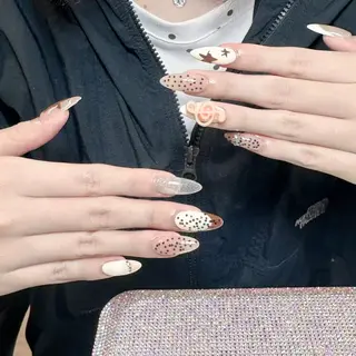 ネイル 🍄Rina🍄 韓国風ネイルのネイルデザイン