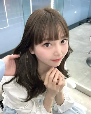 セミロング 🇰🇷韓国ヘア🎀 レイヤー🤍MOEのヘアスタイル